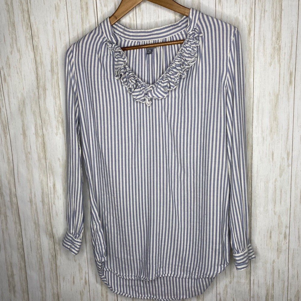 🍋 Aerie seersuckle ruffle detail tunic blouse XS